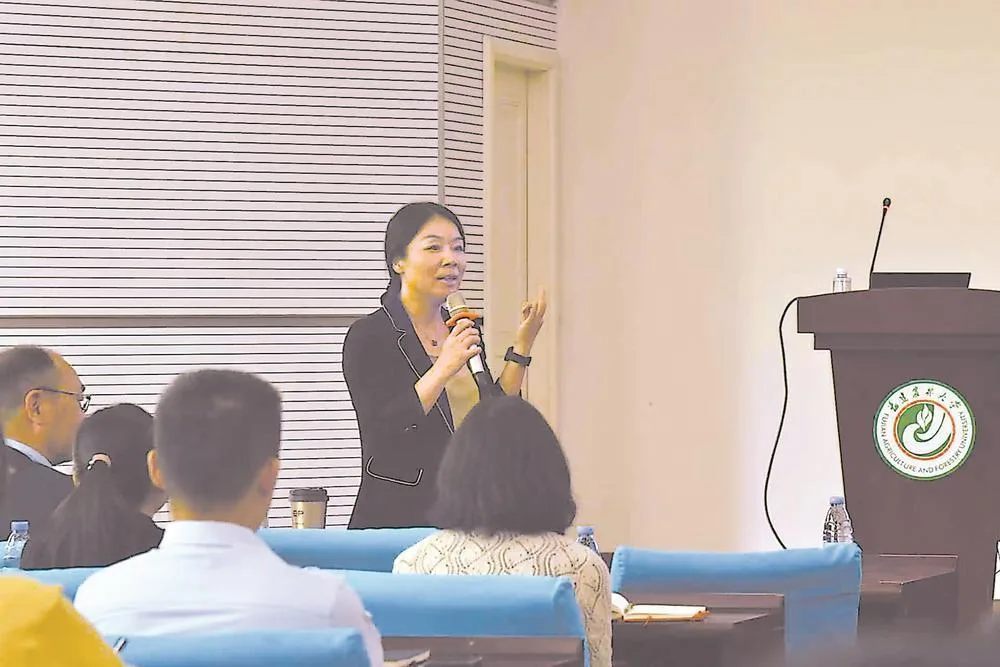 三尺讲台育英才 一线科研拓新智——基础研究人才一线生长记 社会 - 配图5