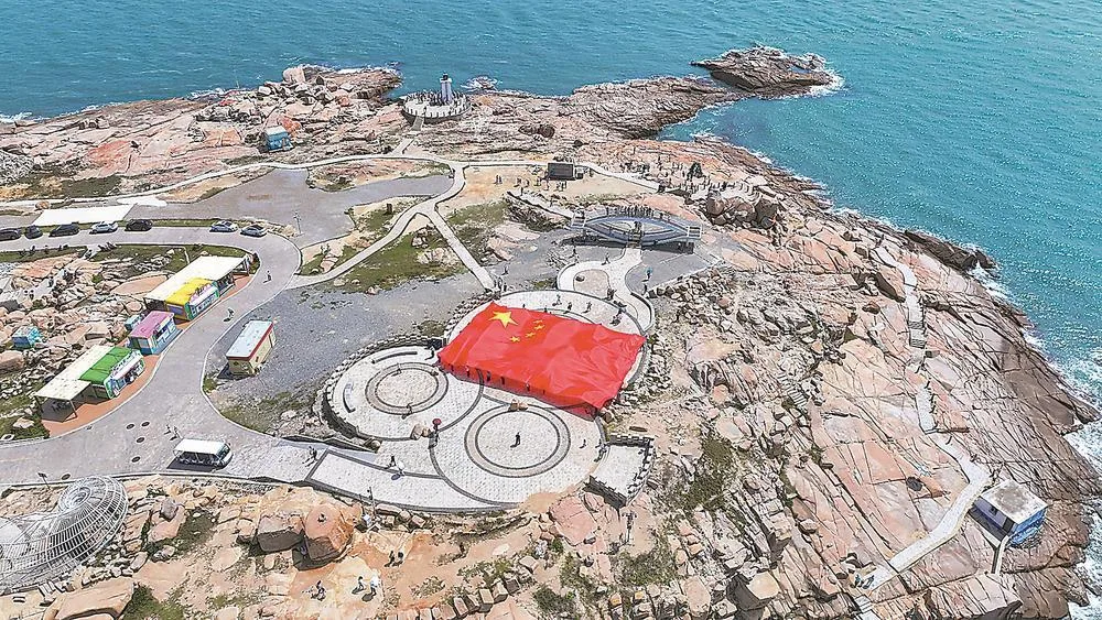 喜迎国庆!福建多地洋溢“中国红” 社会 - 配图5