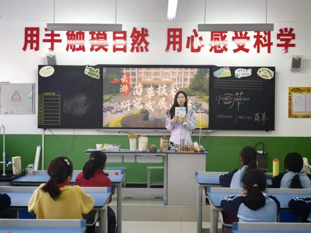 闽宁协作30年:一场跨越两千多公里的研究生支教接力 - 配图9