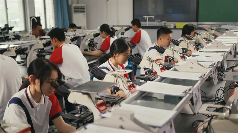 何以附中·系列报道⑦|竞赛捷报频传背后——福建师大附中基础学科创新人才早期培养观察 - 配图6