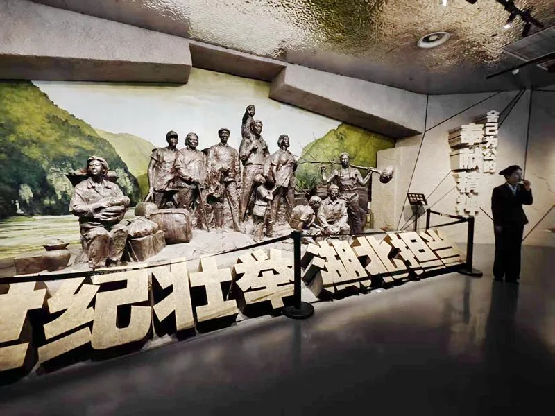 何以中国·当惊世界殊丨两代世纪工程，一脉家国情怀