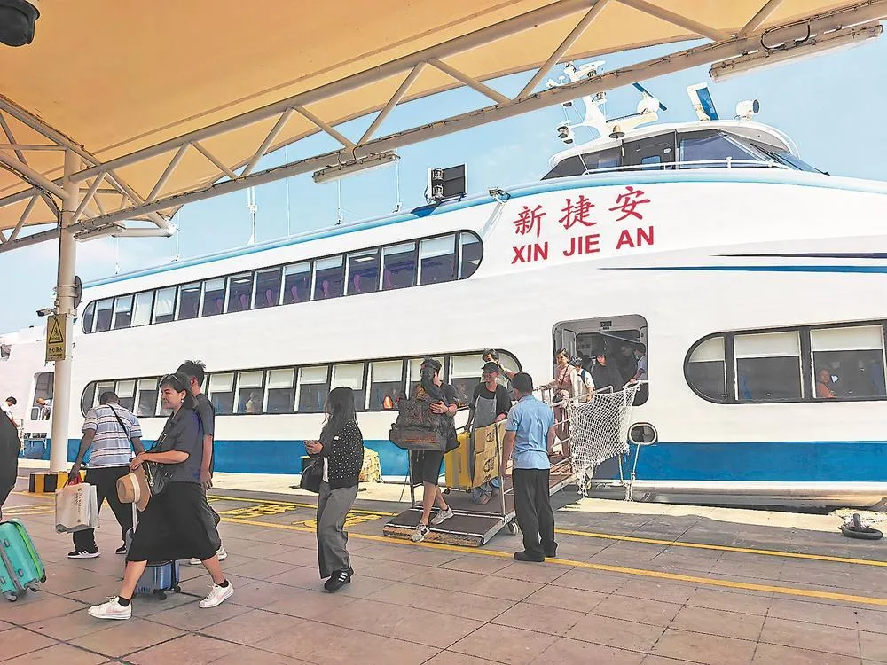 今年厦金“小三通”航线出入境旅客突破174万人次 社会