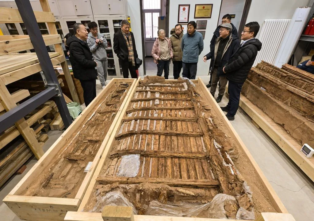 新疆吐鲁番巴达木东墓群M20取得重要考古发现