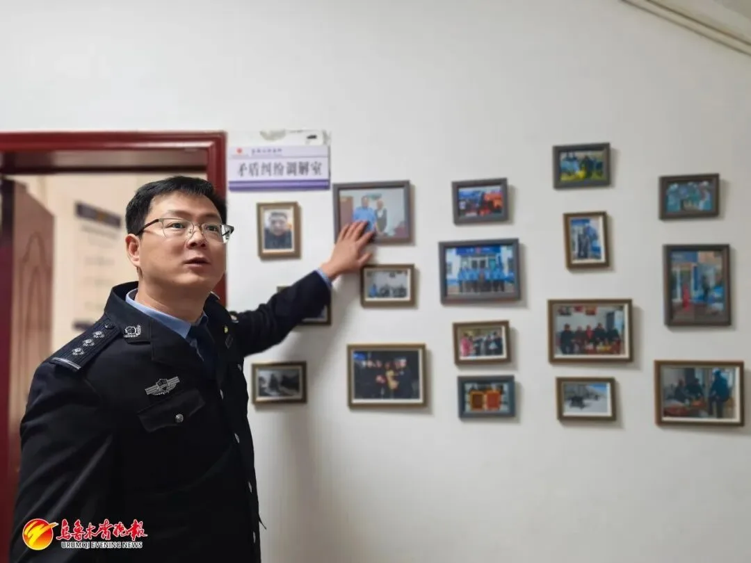 公安部追授崔文亮同志“全国公安系统二级英雄模范”称号