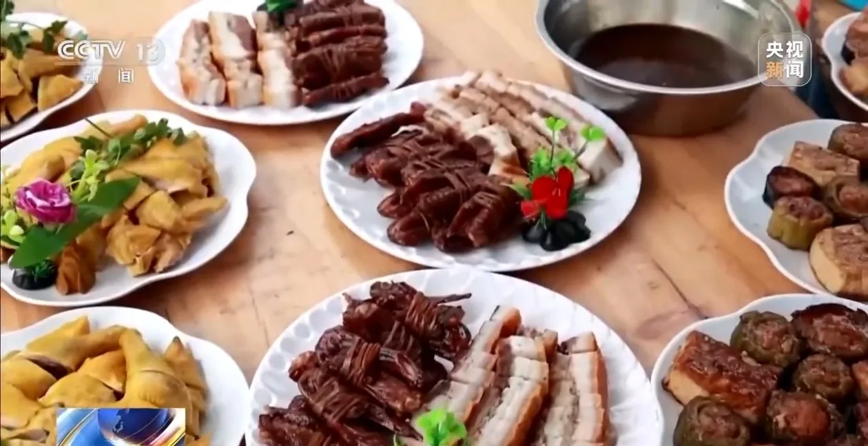 赏花采摘、主题市集 港澳游客打卡湾区千亩油菜花田