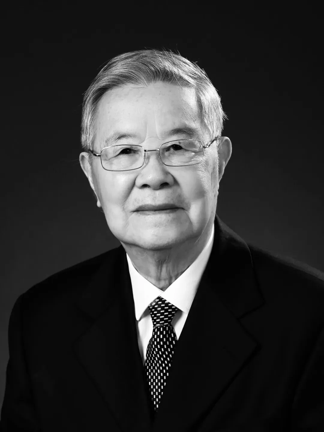 清华大学：沉痛悼念深切缅怀周炳琨院士