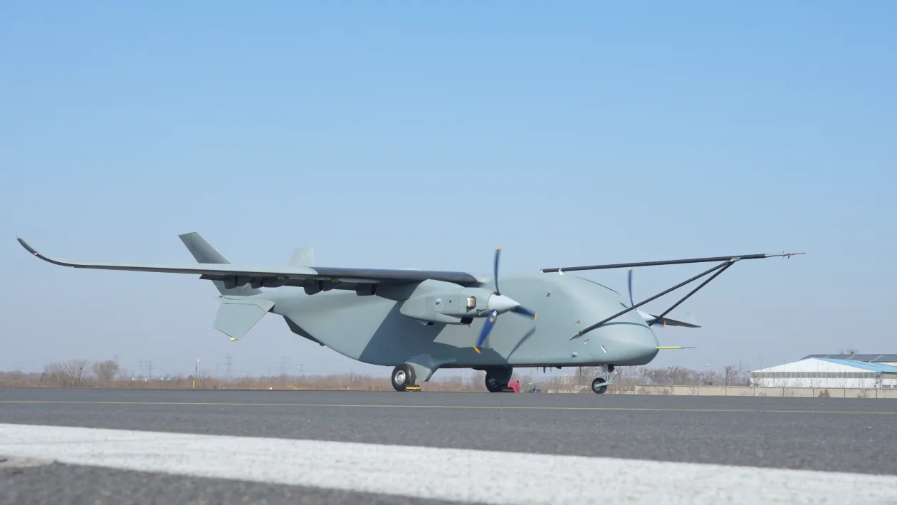 迄今为止全球最大！“无人空中重卡”成功首飞