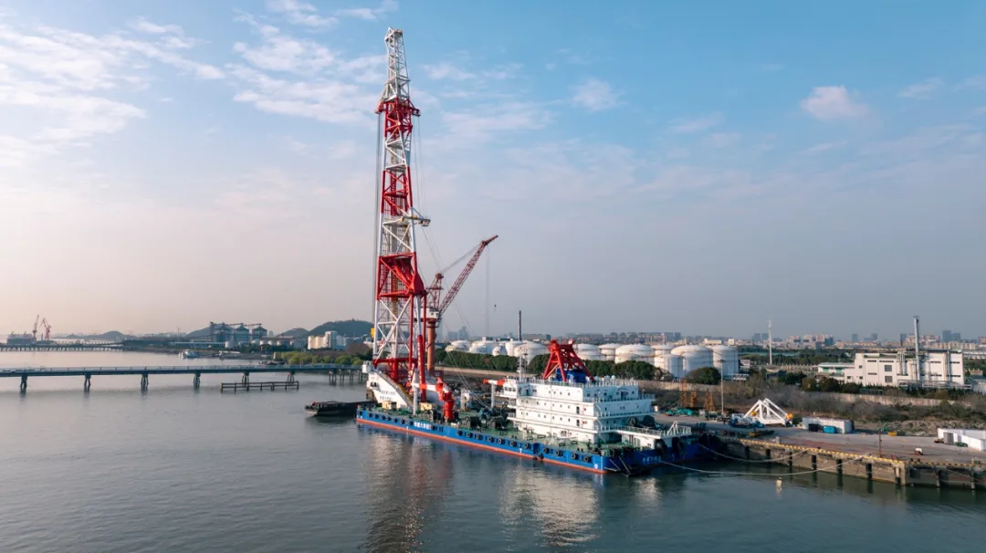 今日交付！海上装备制造新突破，创多个“世界之最”