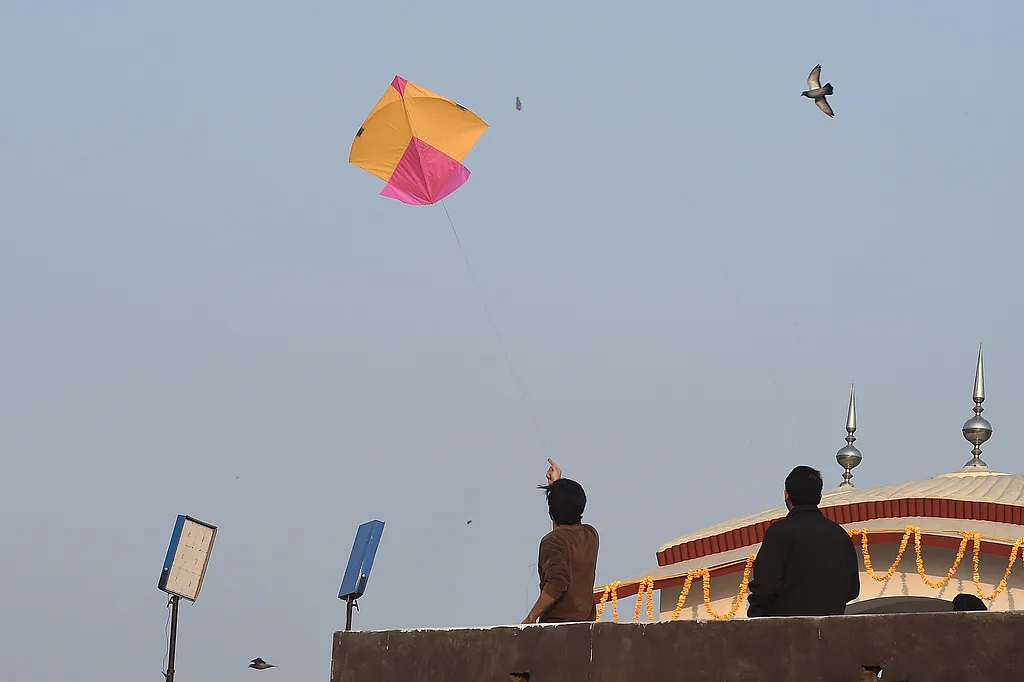 记者手记：禁止近20年，巴基斯坦拉合尔重启风筝节