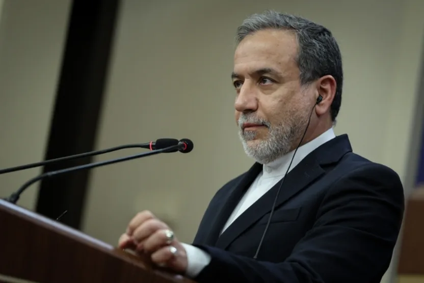 外媒：伊朗外长称，伊朗已向中俄通报伊美谈判有关情况