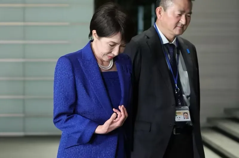 日媒：高市早苗因手部病情恶化就医检查，在医院停留约3小时45分钟