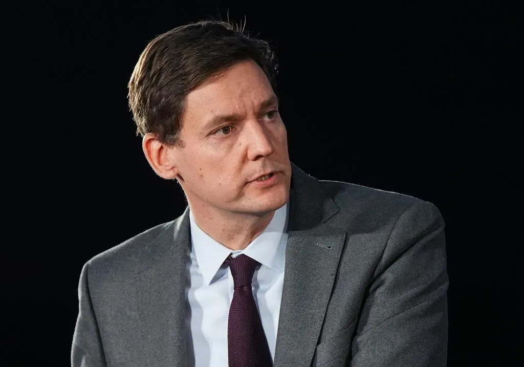 加媒：加拿大不列颠哥伦比亚省省长尹大卫将于今年晚些时候访华