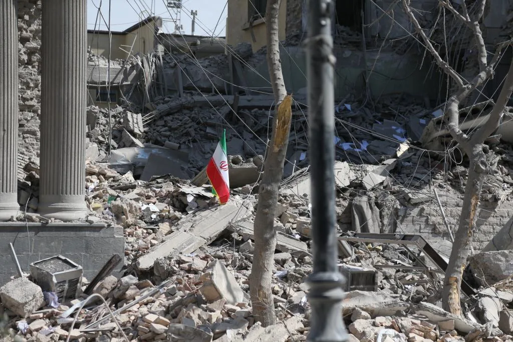 冲突进入第31天，伊朗最高领袖再发声，伊外交部称美方建议“非常极端且不合理”