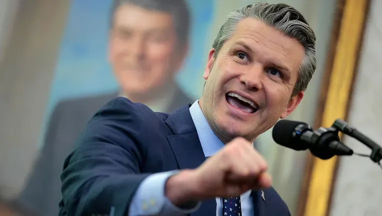 7名五角大楼官员抱怨赫格塞思“缺乏冷静”：他的言论“鲁莽”“嗜血”且“野蛮”