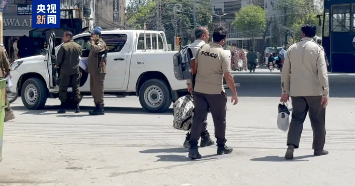 巴基斯坦拉瓦尔品第政府宣布暂停公共交通和货运