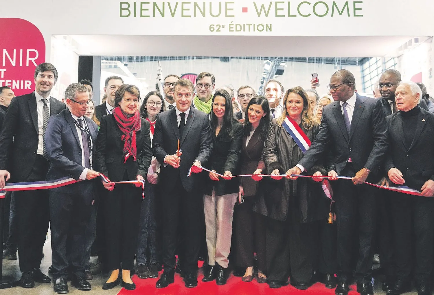 巴黎国际农业博览会开幕 “牛气”难觅“怨气”爆棚