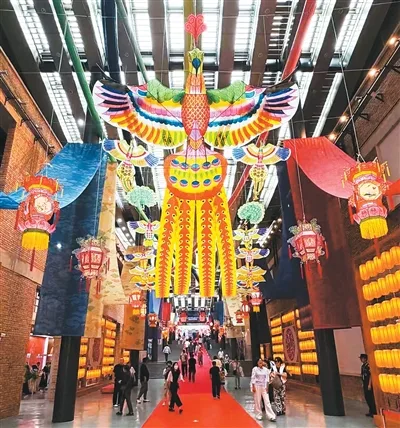 方寸间藏天地 新场景促消费 - 配图4