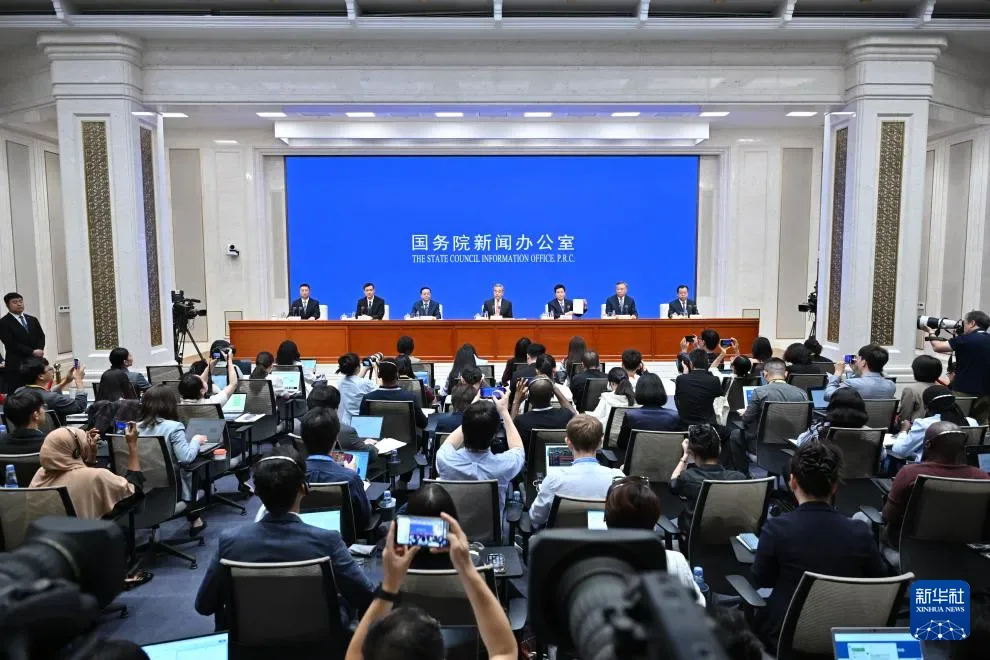 【侠客岛】面对“礼崩乐坏”，中国“把脉开方”