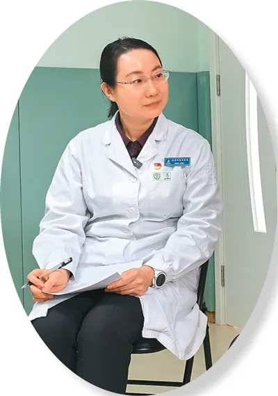 李晓虹:家校社医联手 润泽心理健康(跟着专家出门诊) - 配图2