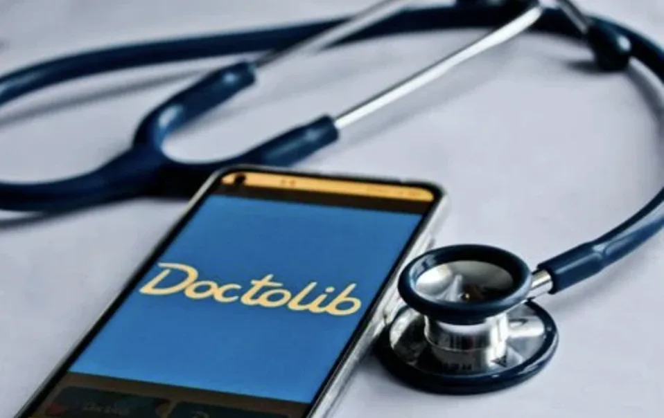 Doctolib将利用用户健康数据训练AI？8月启动科研项目，用户可选择拒绝