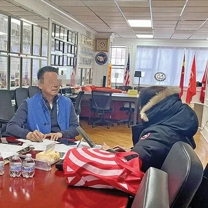 又中招！62岁华裔大妈11万没了！准备卖房跟“男友”回国，结局太惨…