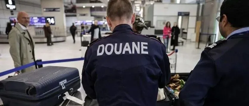 蝙蝠、穿山甲、大豪猪……巴黎戴高乐机场：我倒要看看你们还能带什么