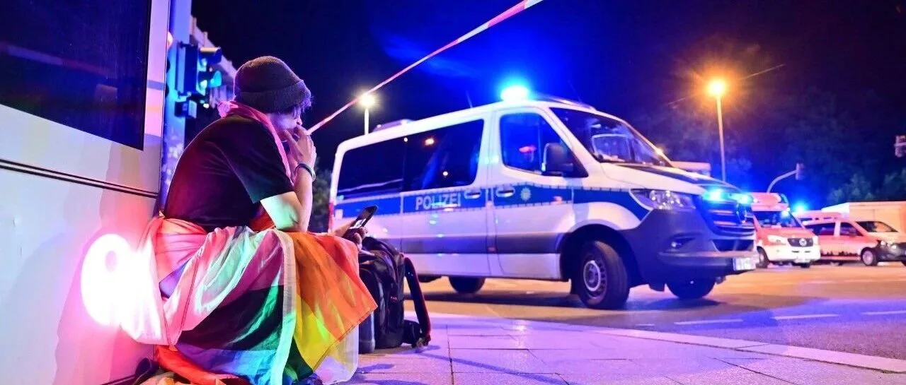 突发！柏林发生恶性撞人袭击事件！1死16伤，嫌犯逃亡，全德发布高危通缉令