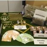 【欧浪】西班牙警方捣毁持枪团伙  打劫商店7000欧元并捆绑业主