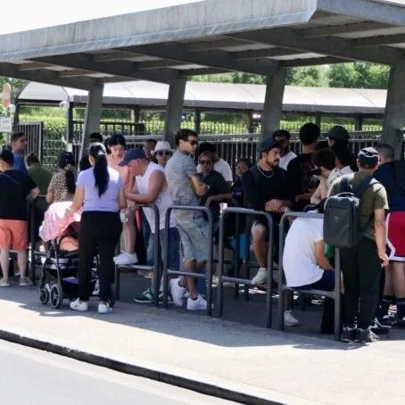 警局最新消息，事关3万华人办居留