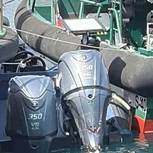 【欧浪】西班牙海上缉私追逐致3名警察受伤 两名快艇驾驶员被捕