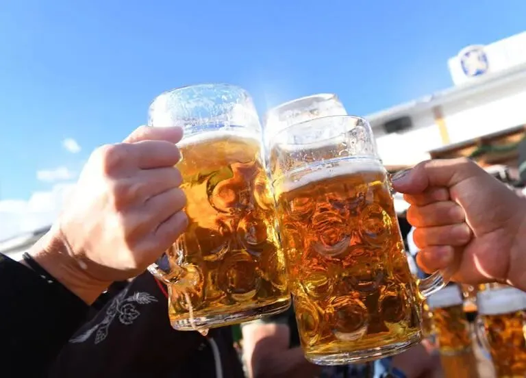 水比酒还贵？2026慕尼黑啤酒节价格公布