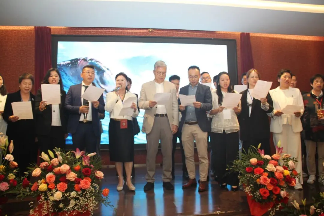 热烈祝贺陈小微蝉联会长  意大利中文学校联合总会换届庆典暨第一届欧洲中华文化知识竞赛启动仪式在米兰举行 - 配图28
