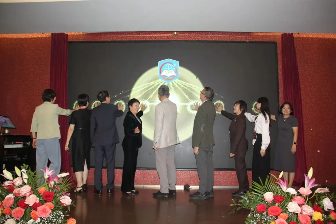 热烈祝贺陈小微蝉联会长 意大利中文学校联合总会换届庆典暨第一届欧洲中华文化知识竞赛启动仪式在米兰举行 - 配图26