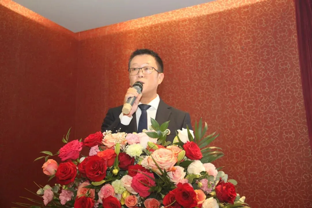 热烈祝贺陈小微蝉联会长  意大利中文学校联合总会换届庆典暨第一届欧洲中华文化知识竞赛启动仪式在米兰举行 - 配图4
