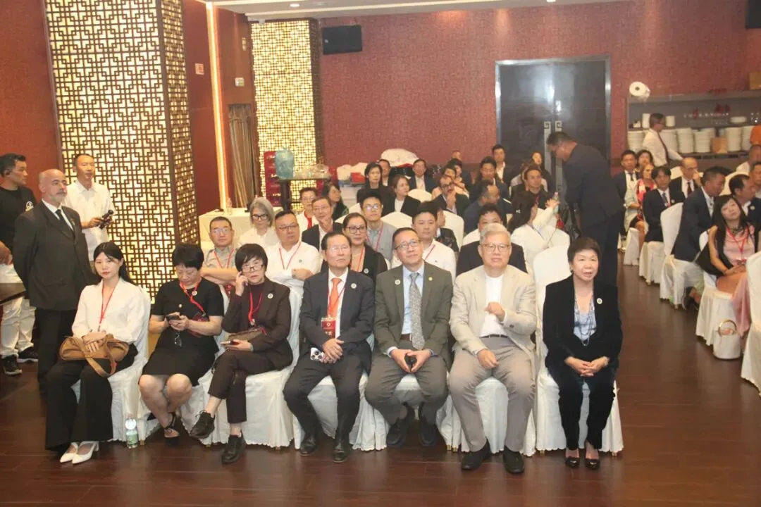 热烈祝贺陈小微蝉联会长  意大利中文学校联合总会换届庆典暨第一届欧洲中华文化知识竞赛启动仪式在米兰举行 - 配图20