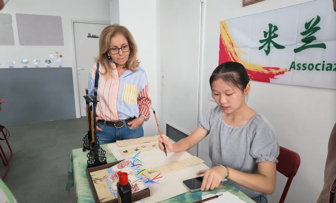 月圆米兰 · 中意同辉 II 米兰华阳中文学校 联合 米兰大学孔子学院、米兰国立高中Ilaria Alpi 成功举办中秋游园会 - 配图32