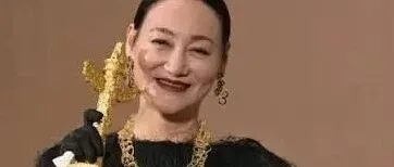 中国香港演员惠英红团队巴黎遇砸车抢劫　高速塞车期间车窗被砸、包包遭抢