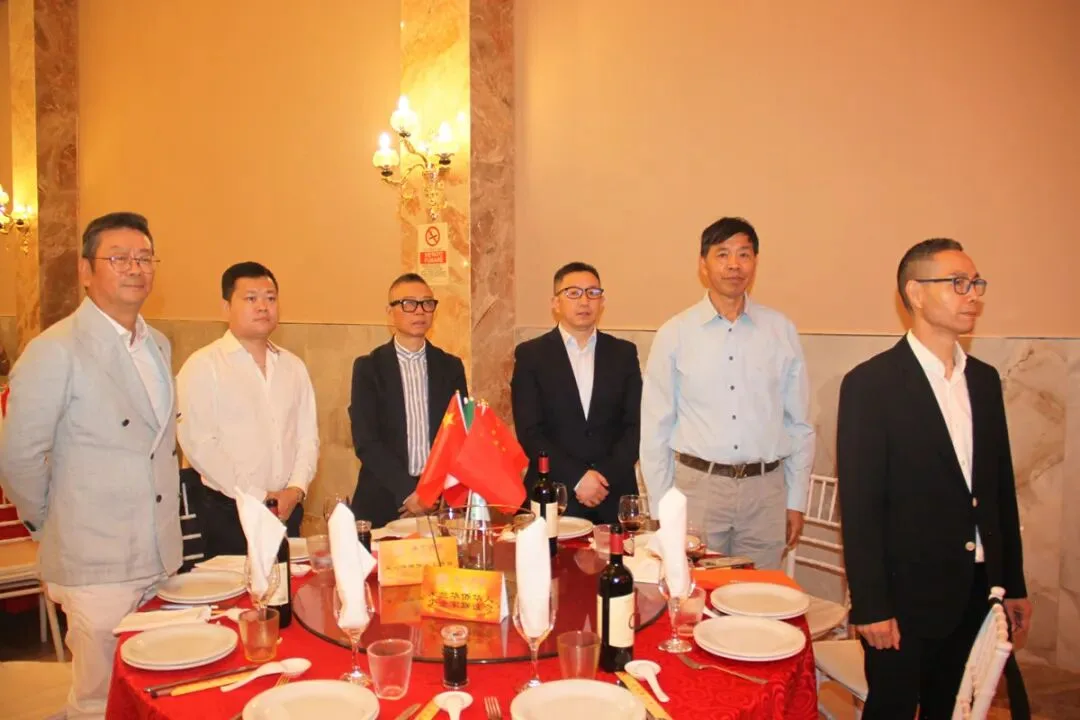 同心筑梦 情系桑梓——米兰侨界隆重庆祝中华人民共和国成立77周年 - 配图30
