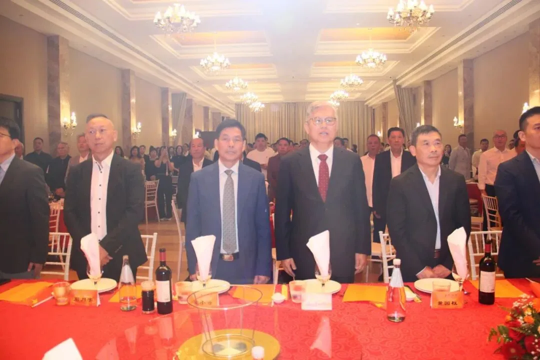 同心筑梦 情系桑梓——米兰侨界隆重庆祝中华人民共和国成立77周年 - 配图8