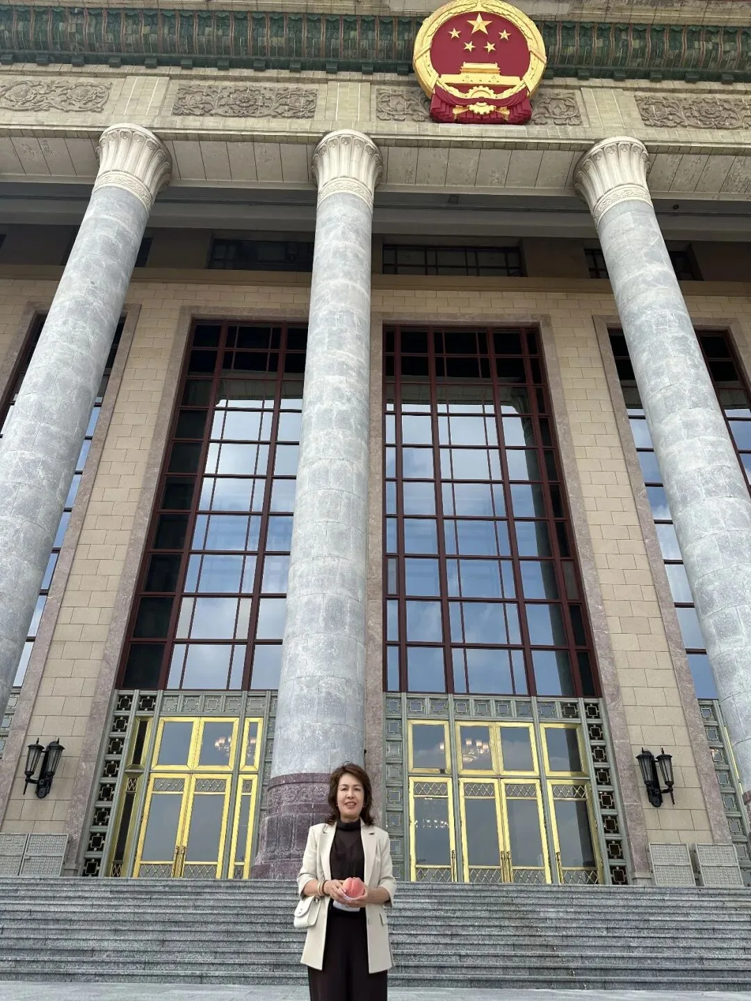 都灵中意妇女联谊会胡李聪会长等应邀出席全国人大华侨委员会海外侨胞代表人士国庆座谈会 - 配图2