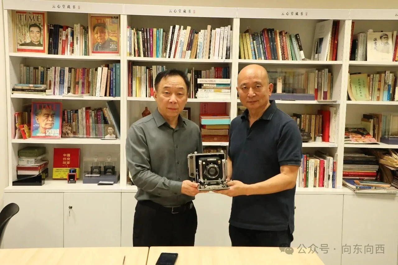 旅法艺术家章毅向“云心堂”捐赠老相机和摄影作品 - 配图18