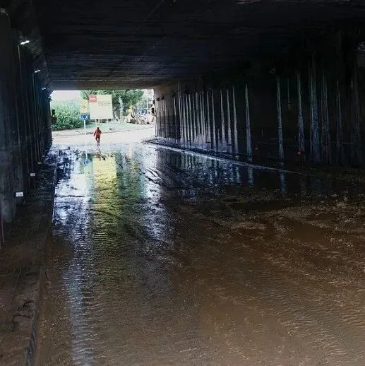 【欧浪】加泰罗尼亚暴雨后隧道内发现男尸，死者疑为失踪43岁男子