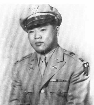 华裔军人中最高官阶的关卫理上校