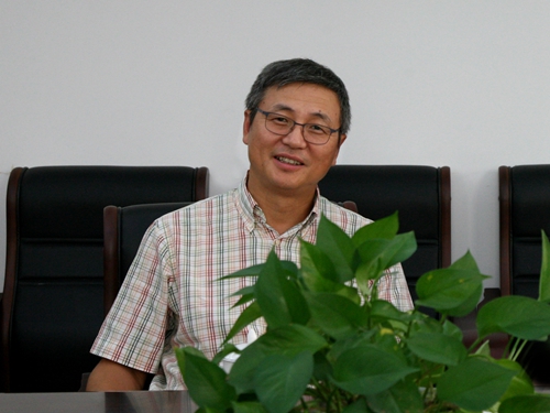 黄志坚.jpg